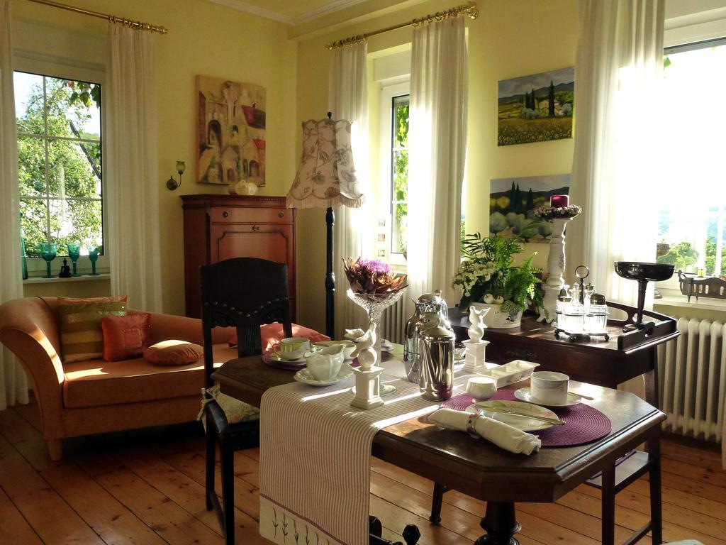 Romantikzimmer Im Antiquariat Sonnschied Quarto foto
