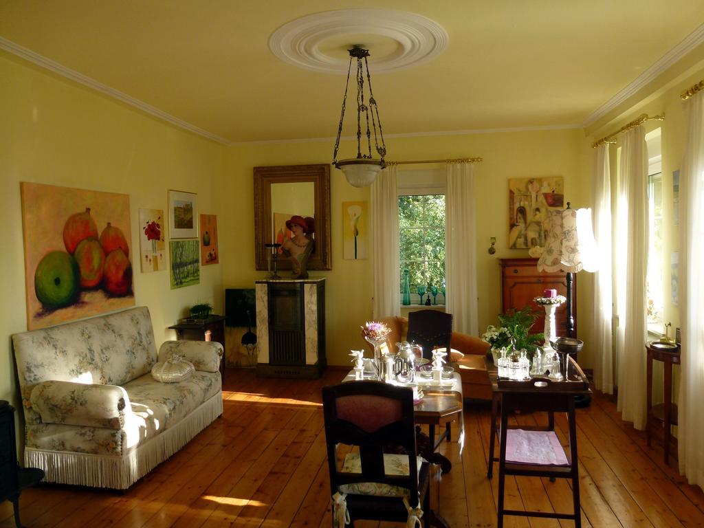 Romantikzimmer Im Antiquariat Sonnschied Quarto foto